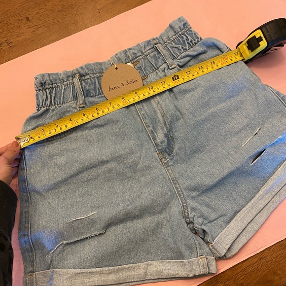 Denim "Sally" Shorts - Picture 6 of 6